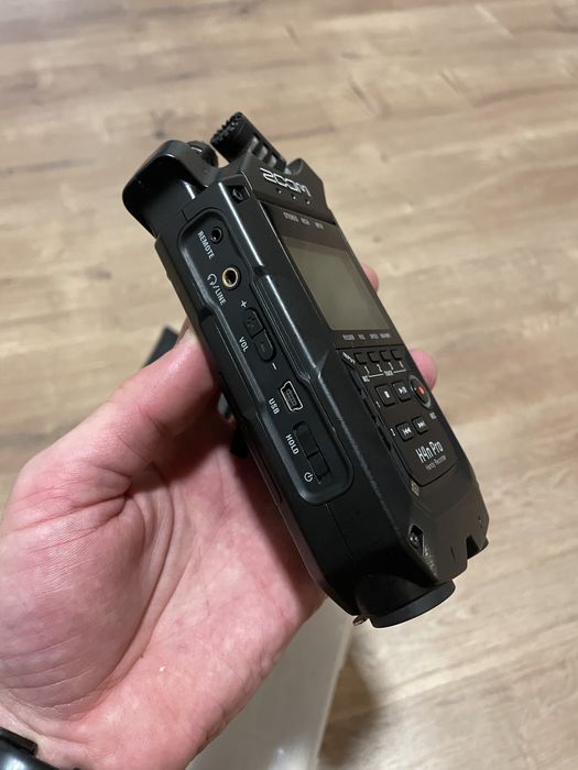 Rode Shotgun NTG2 + Zoom H4NPRO BLK + Extras