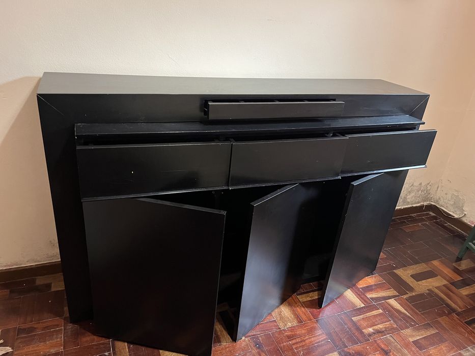 Movel preto de sala