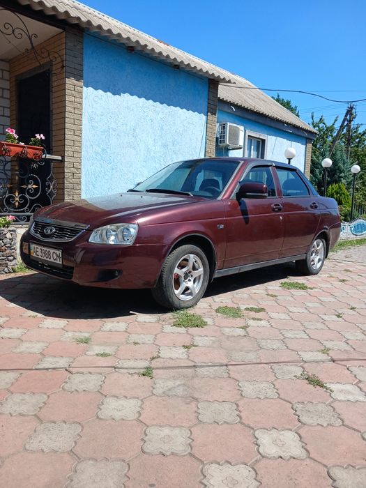 Продам приору ...