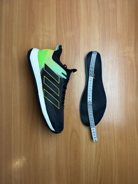 Кроссовки Adidas Adizero Ubersonic 4 размер 45 оригинал спортивные адидас футзалки чёрные