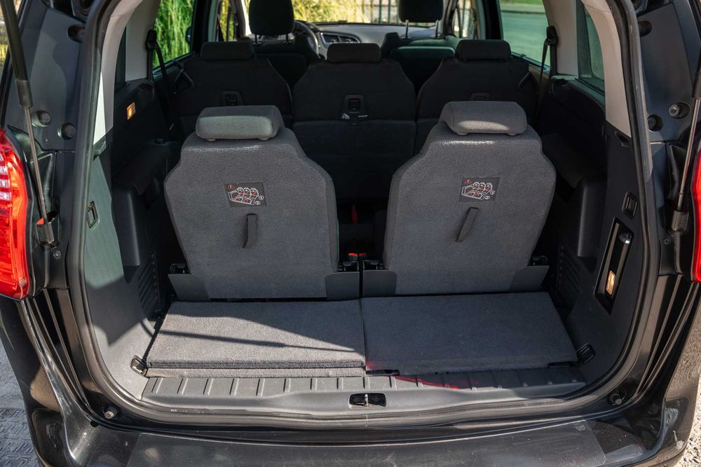 peugeot 5008 7 lugares + teto panorâmico
