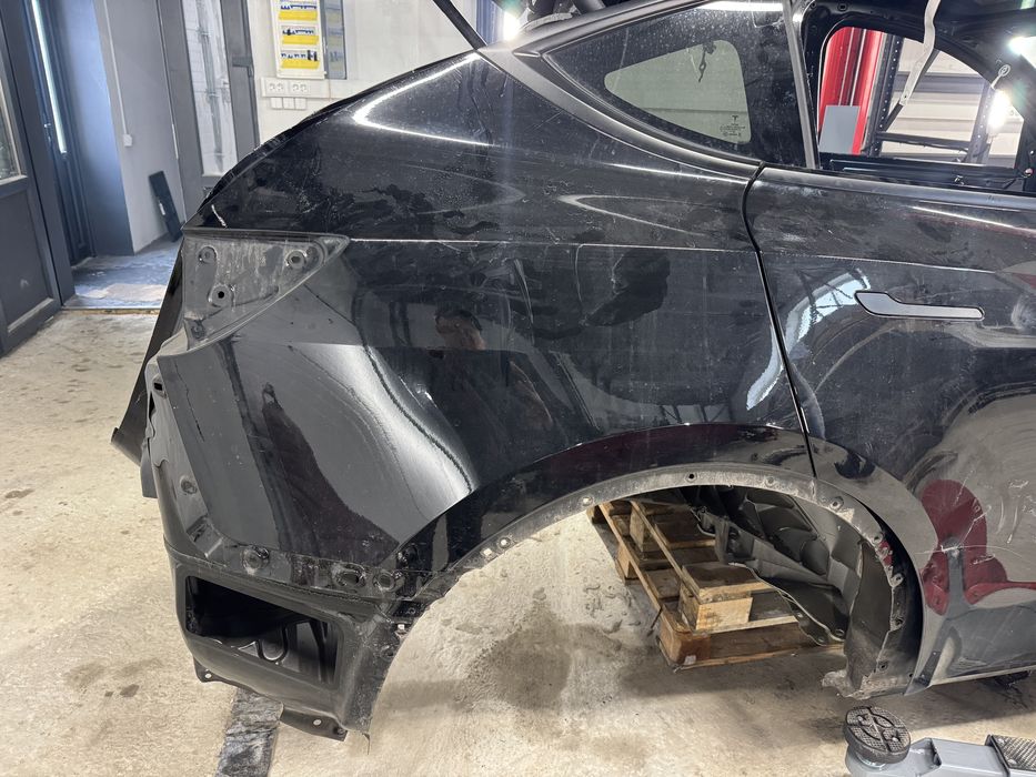 Четверть tesla model 3 model y: 300 $ - Бамперы Слобода на Olx