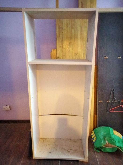 Стеллаж, полочка, шкафчик