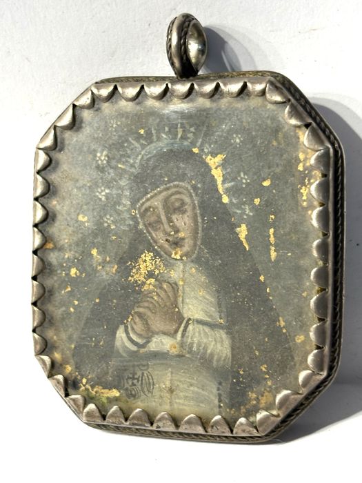 Magnífico relicário bifacial em prata -colonial espanhol do Sec XVIII