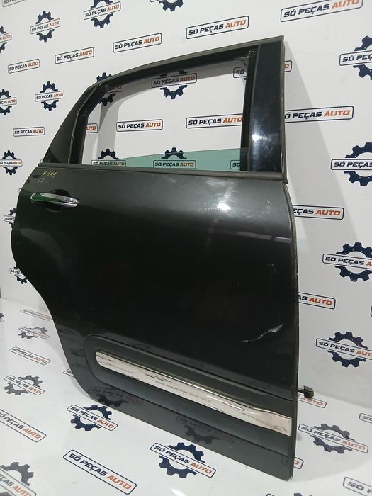 PORTA TRASEIRA DIREITA PRETA FIAT 500L 1.3MJET 2012-2025 ANO: 2014