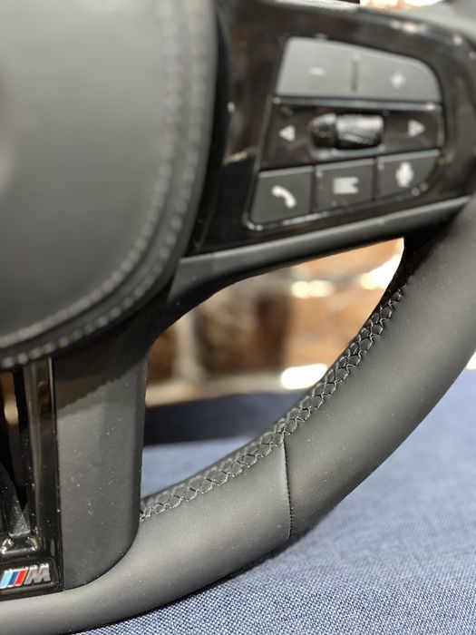 Руль BMW g11/g20/g30/g01/g05 Glossy Black