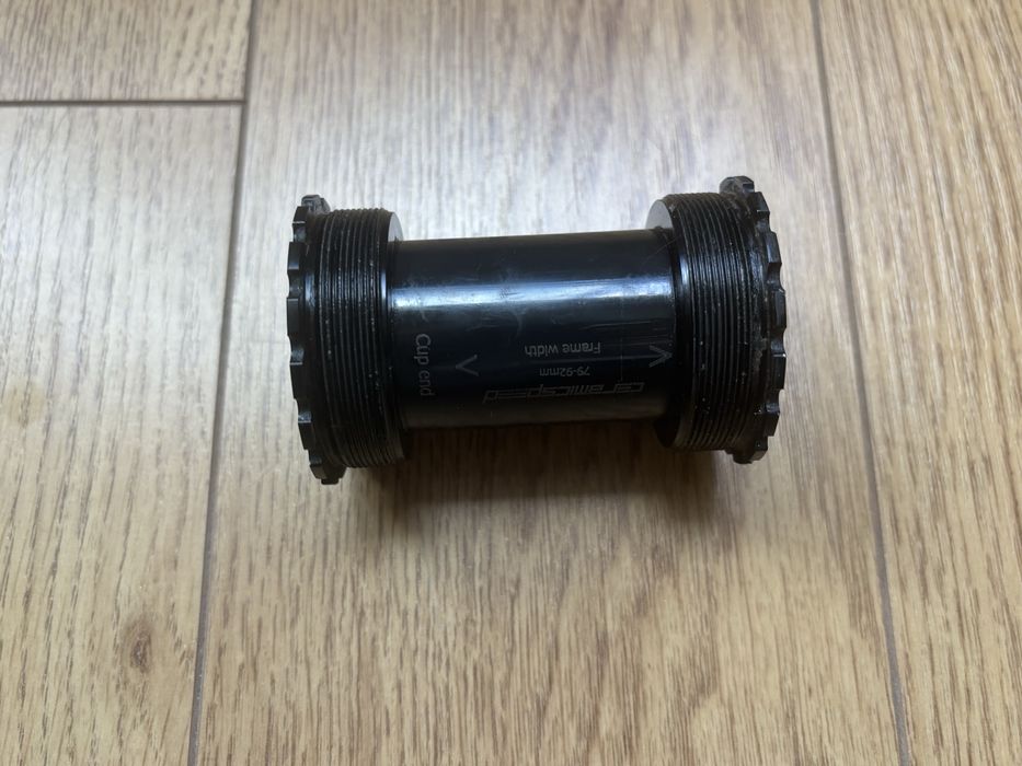 Eixo pedaleiro CeramicSpeed T47/86 para Sram Gxp preto
