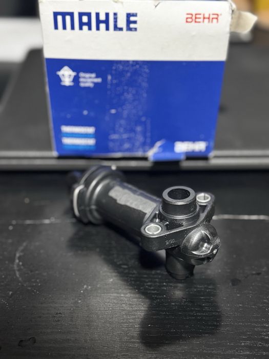 Termóestato EGR  MAHLE(E46,E39,E38,E65,E66,E67)