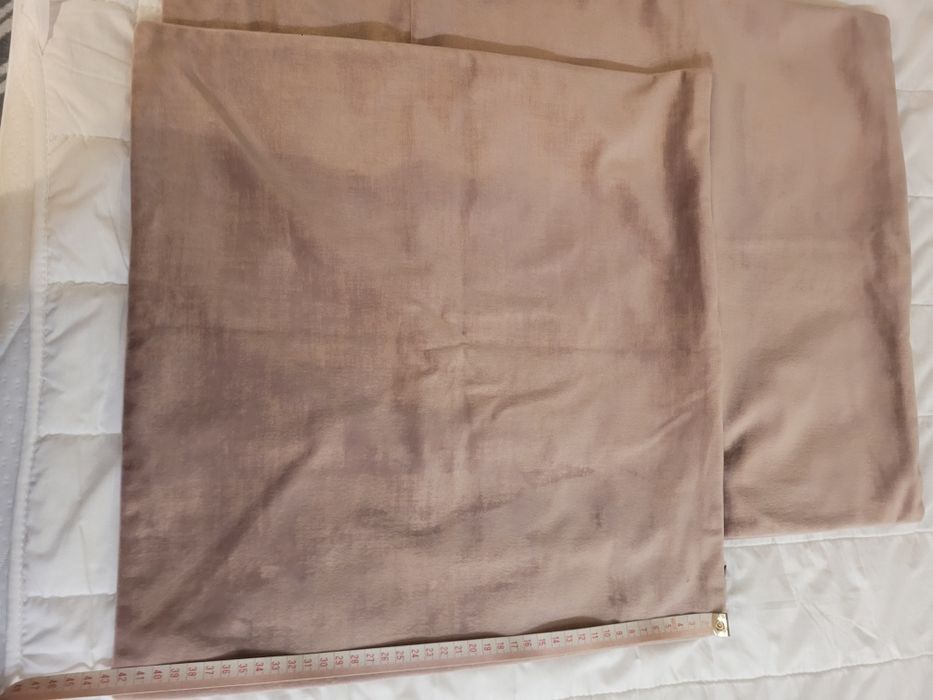 Welurowe  poszewki na poduszki