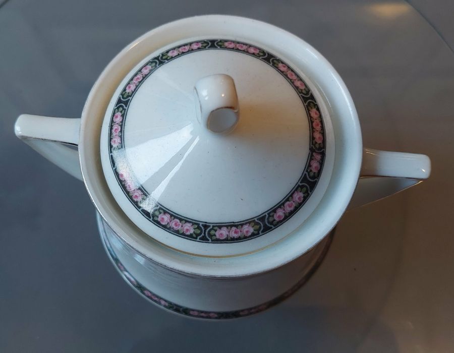 Antyk. Cukiernica porcelanowa duża.