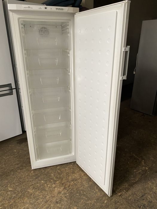 Zamrażarka EUROMATIC 230 litrow  No Frost Gwarancja