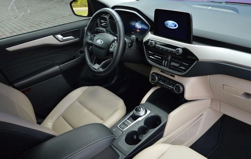 Ford Escape Hybrid 2021