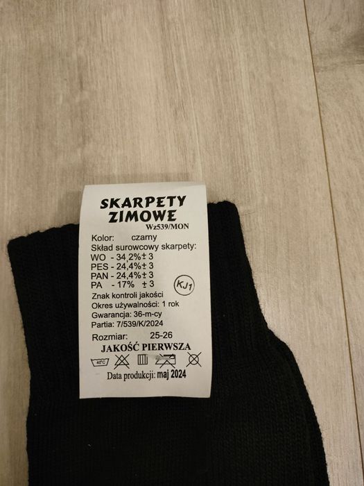 zimowe buty wojskowe r.41 933/MON + gratis