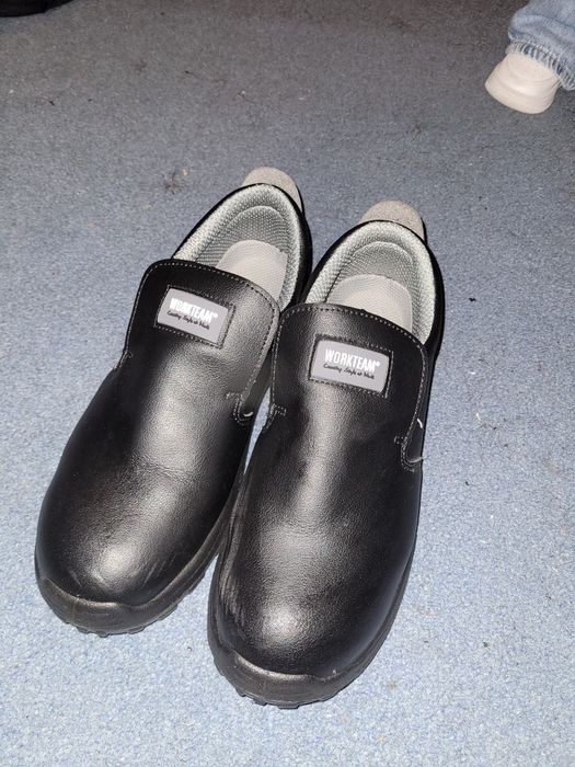 Sapatos de cozinha-biqueira de aço 42