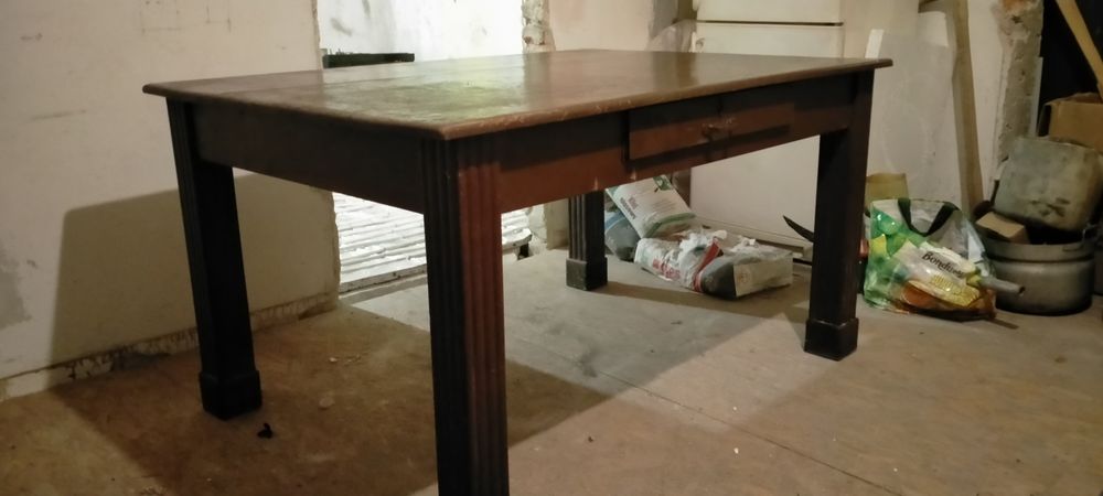 Stół z litego drewna