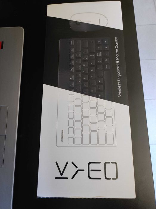 Wireless Keyboard + Mouse427553517303255040