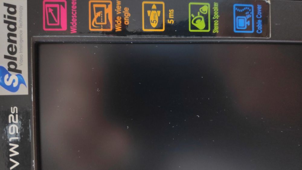 Computer + Monitor64309792689794121