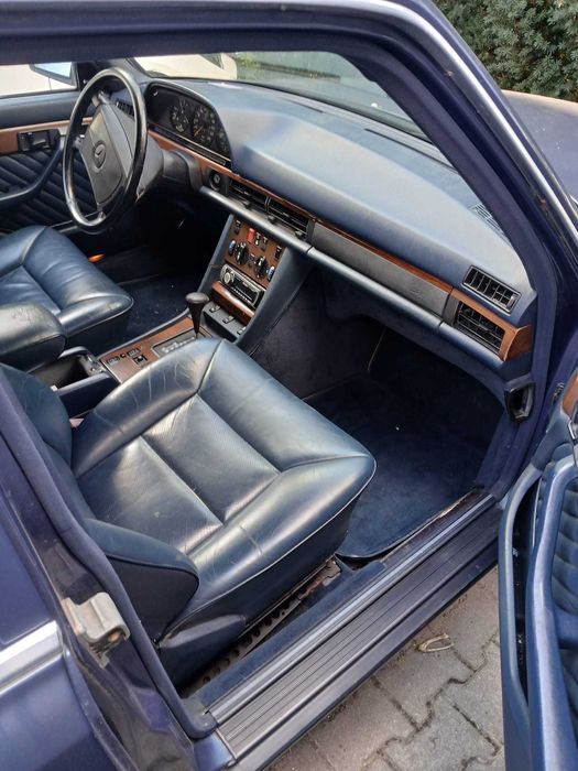 Mercedes-Benz W126 500
