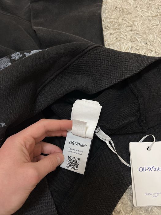 Off white supreme худі