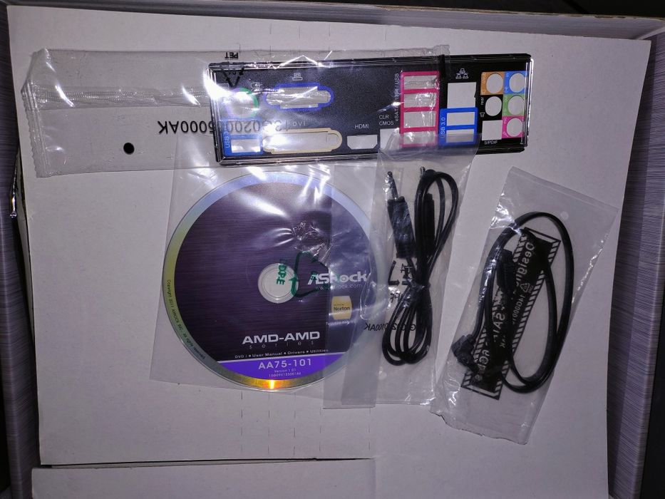 нова материнська плата ASRock A75 PRO4, FM1, Micro-atx