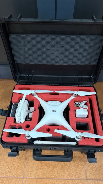 DJI Phantom 4 – Excelente Estado | Pronto a Voar