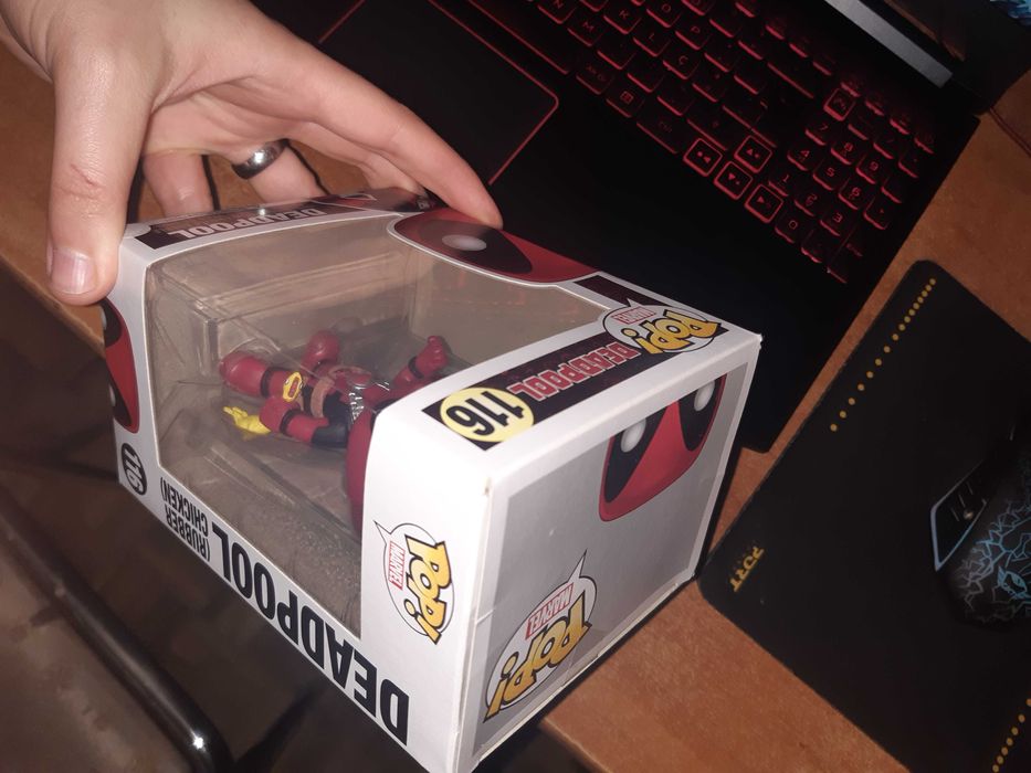 Funko Pop DeadPool e Stan Lee Marvel como novos