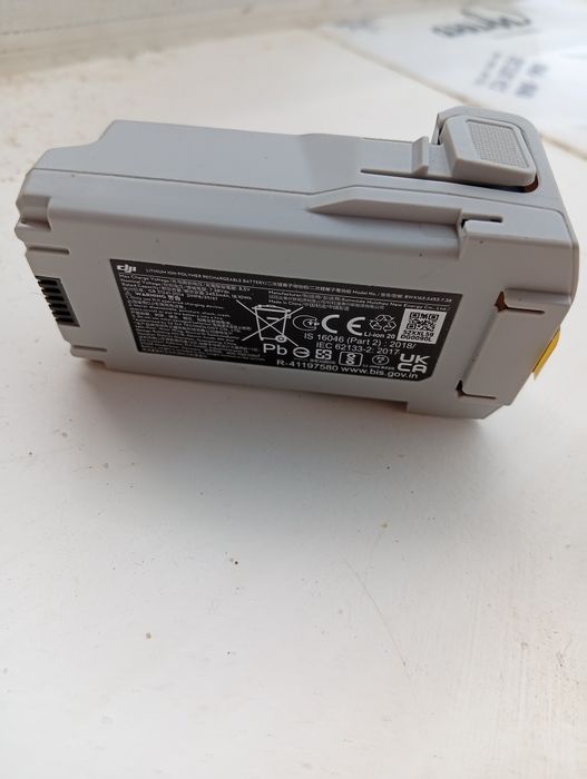 Bateria de Voo Inteligente DJI compatível com os modelos Mini 3, Mini 3 Pro e Mini 4 Pro.