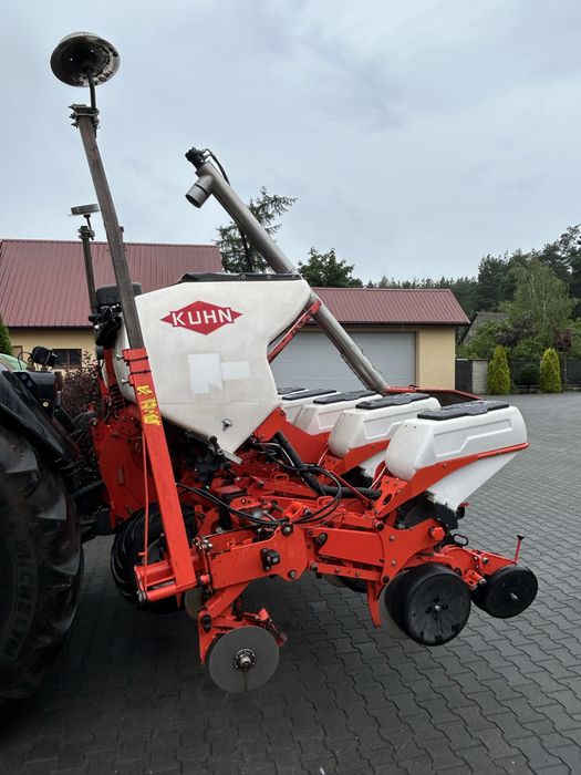 Siewnik do kukurydzy Kuhn maxima 2.