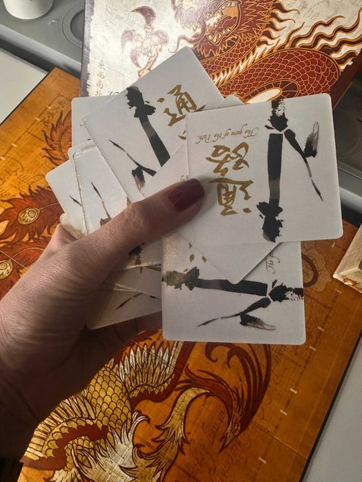 Настільна гра Цуро Tsuro швидка, медитативна логічна гра на виживання