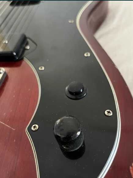 Guitarra Baritona Custom – Tele Style | P90 | Flamed Maple