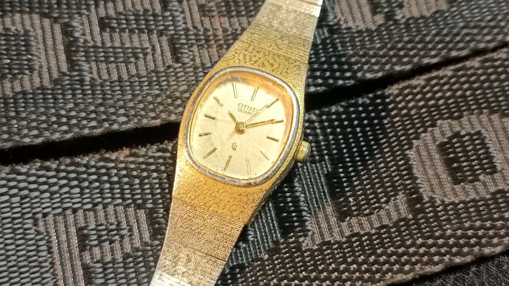 Годинник часы Citizen quartz Japan