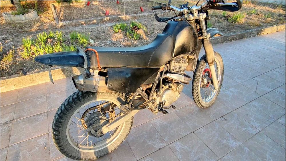 Yamaha XT 350 MATRICULADA – Projeto (algum material novo+Forqueta DTR)