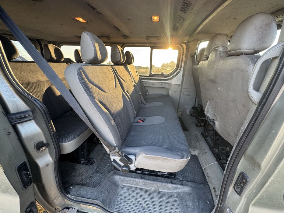 Opel Vivaro 9 os 2013 2.0 diesel manual long