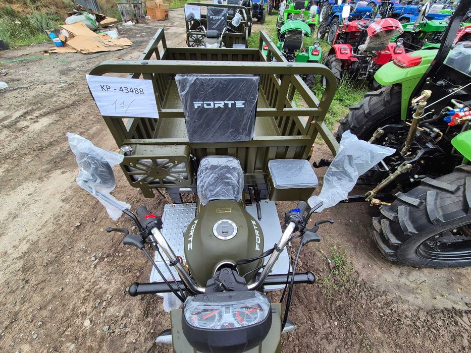 Трицикл Бензиновий Грузовой Дозер 250сс 130*200 кузов