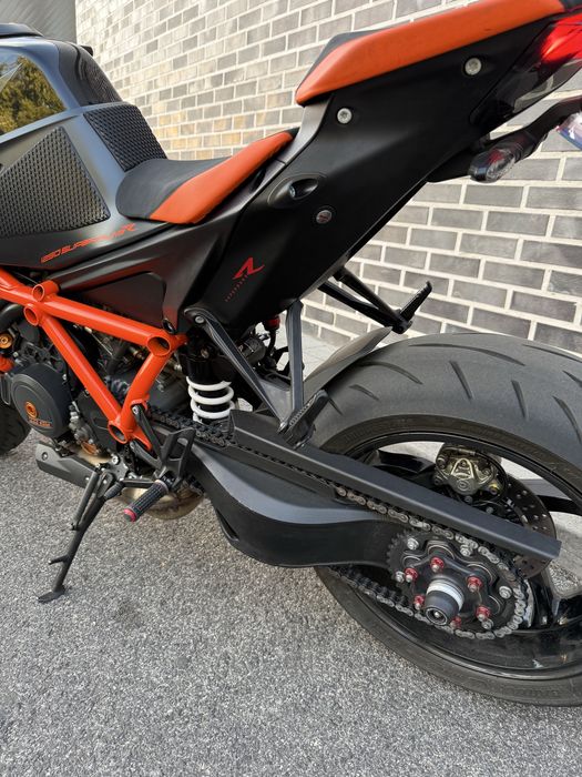 KTM Superduke 1290 R - Muitos Extras