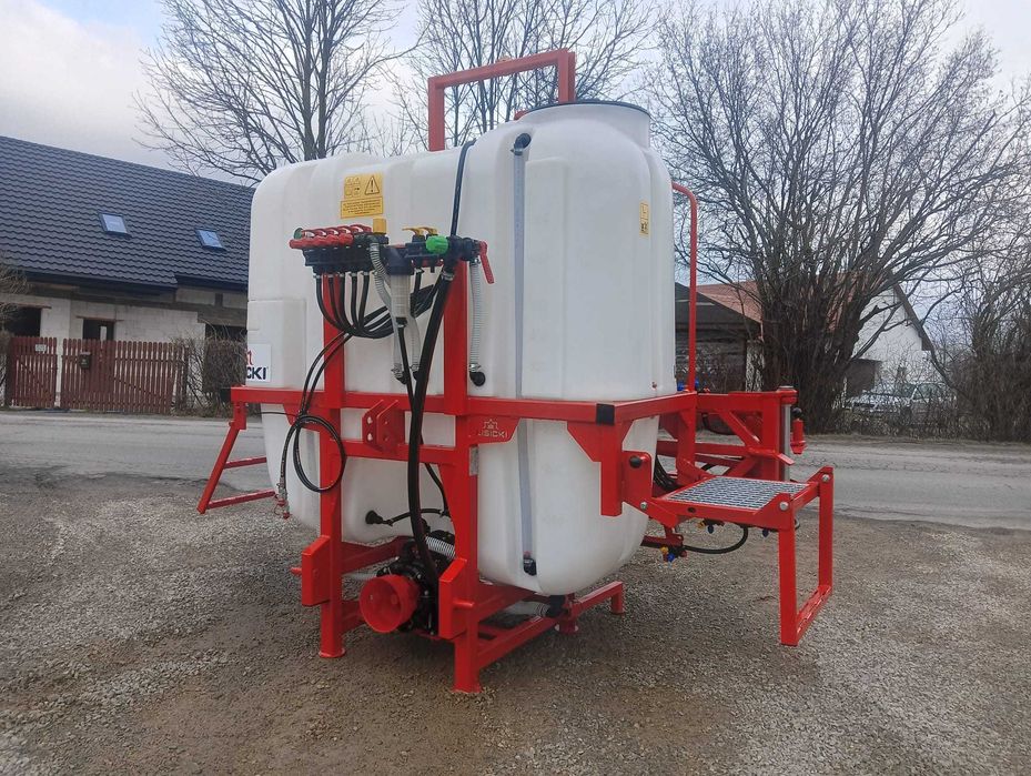 OPRYSKIWACZ zawieszany LISICKI zawór 3oprawa stabilizacja hydrauliczna