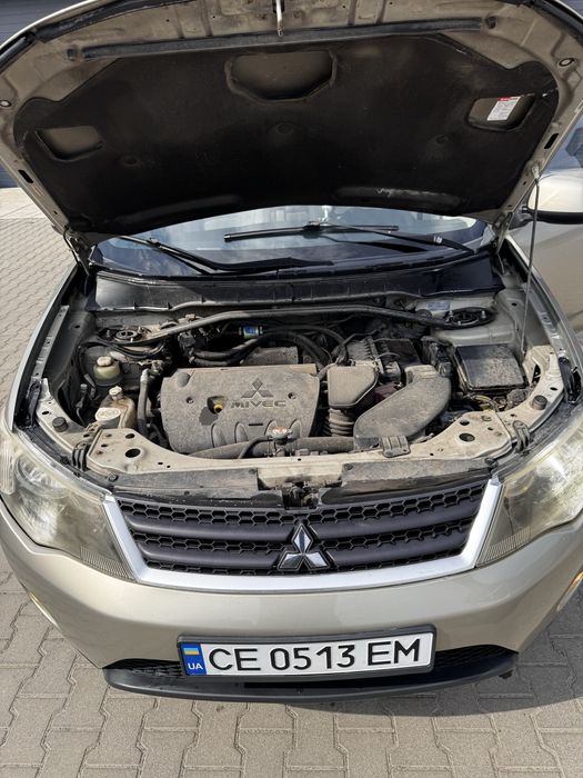 Mitsubishi Outlander II