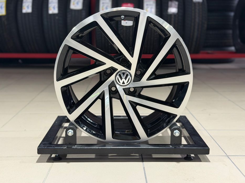 Диски Replica Volkswagen 681 (BMF) R18*8 5x112 ET45 Dia57,1