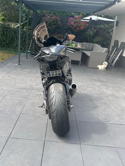 Honda CBR 1000rr sc 77