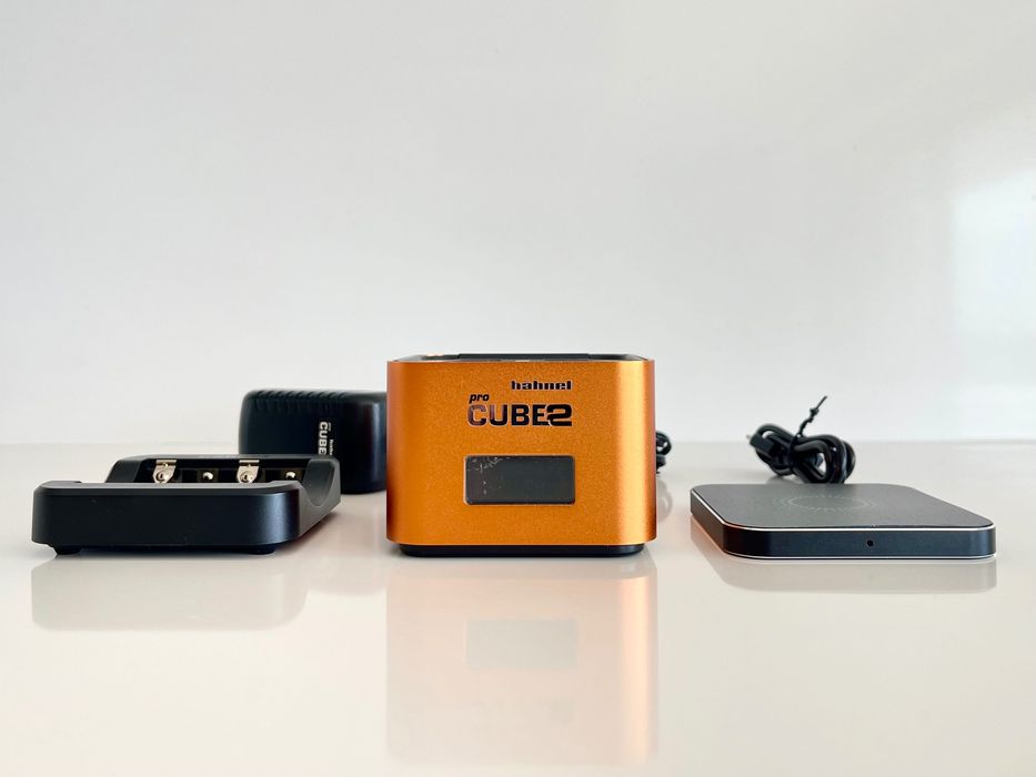 Carregador HAHNEL ProCube 2 (Sony) + PowerCube wireless (Smartphones)