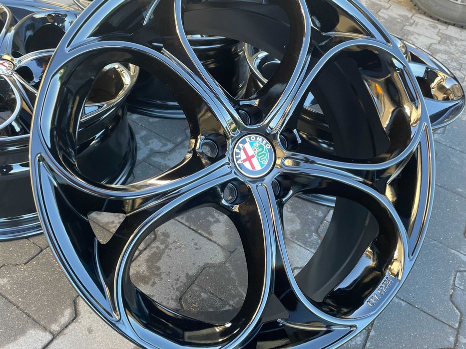 ALFA ROMEO GIULIA felgi aluminiowe 19'' 5X110 8J 9J GMP ITALIA DRAKE