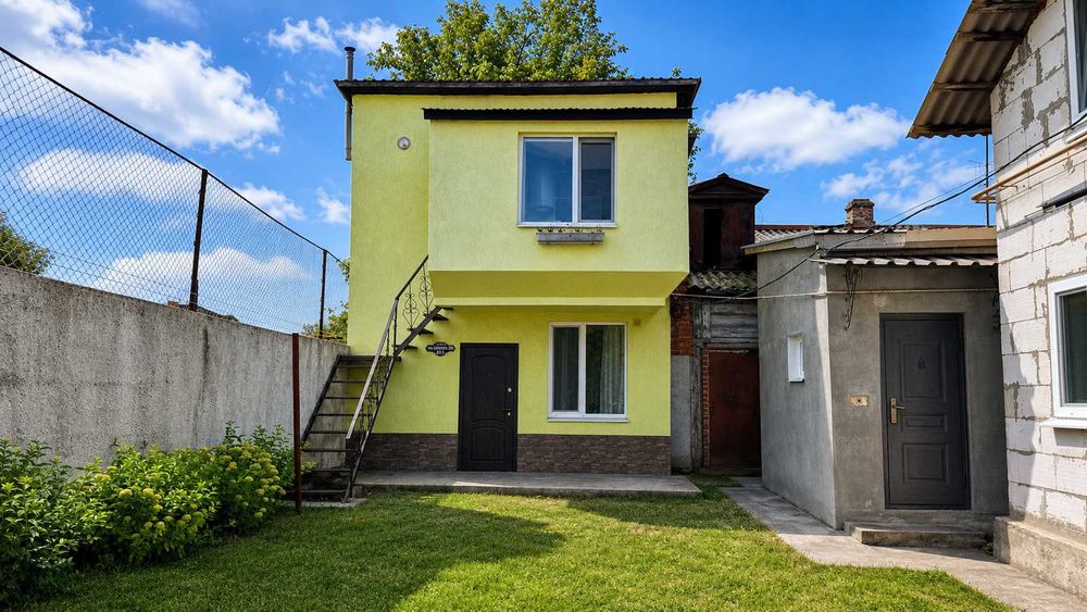 Продаж 2-поверхового цегляного будинку. Центр Полтави. Ремонт. №14026