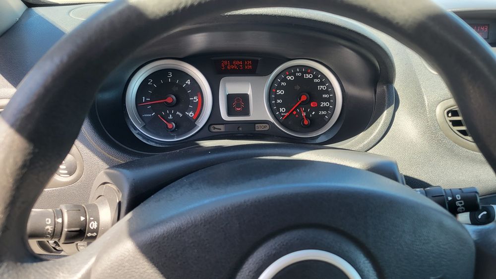 Clio III 1.5 DCI Comercial 2 lugares