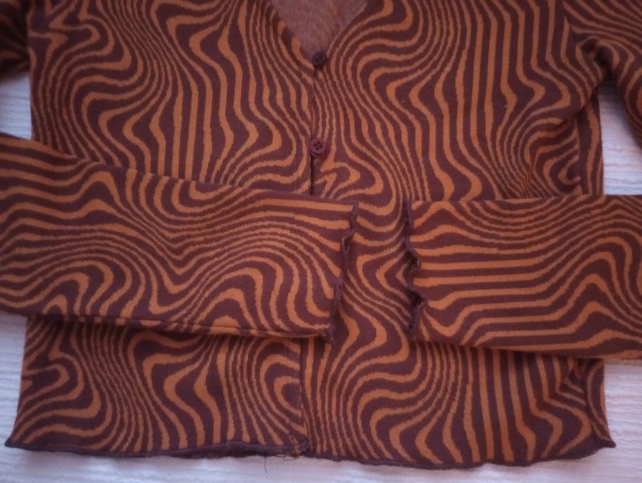 Sweter rozpinany Stradivarius M