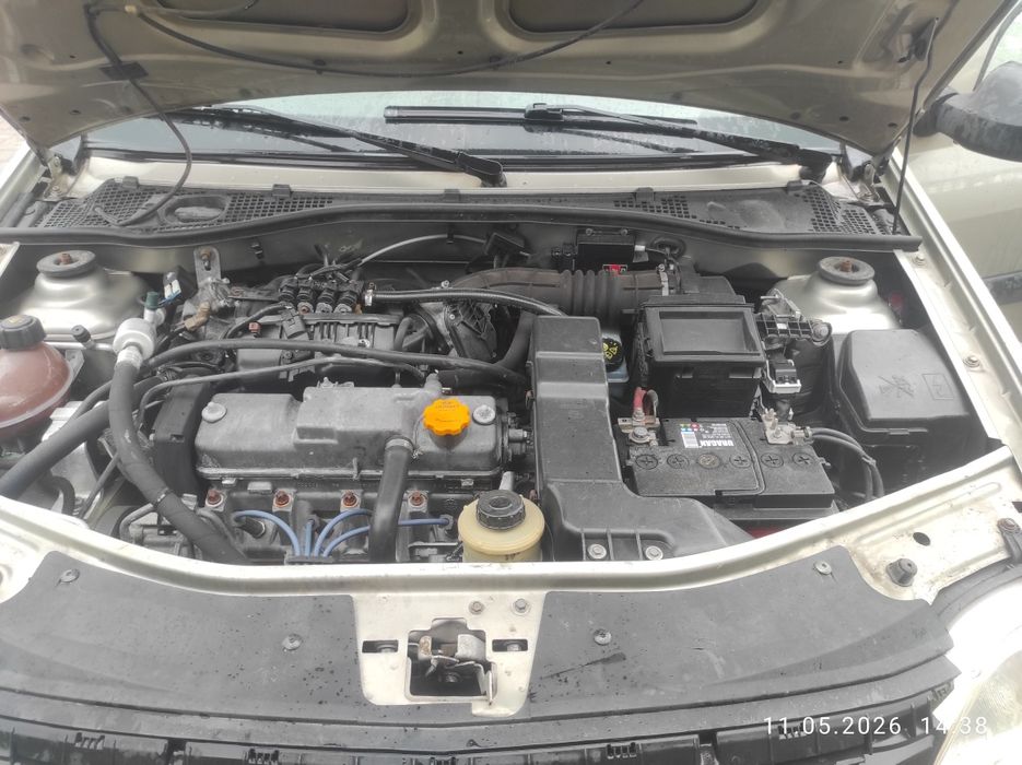 Reno Lada Largus Лада Ларгус