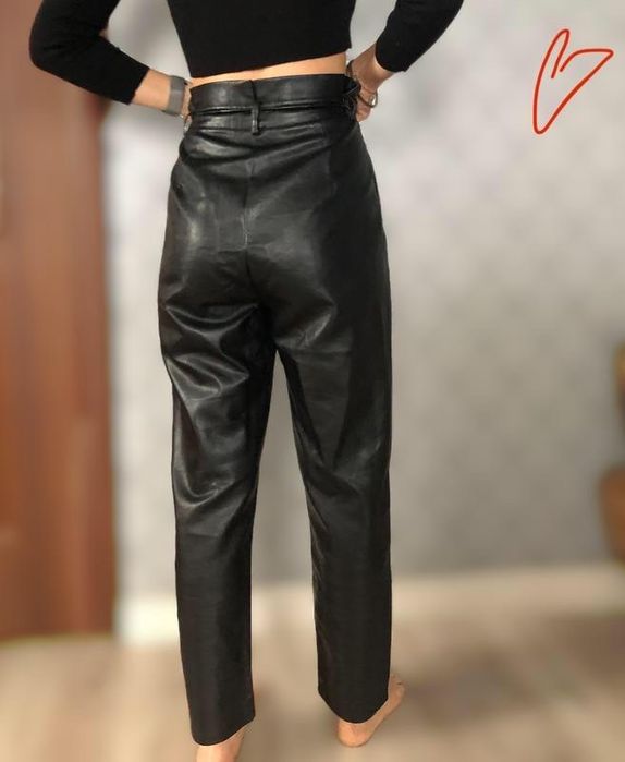 Черные кожаные женские штаны брюки штани прямые эко еко базовые zara