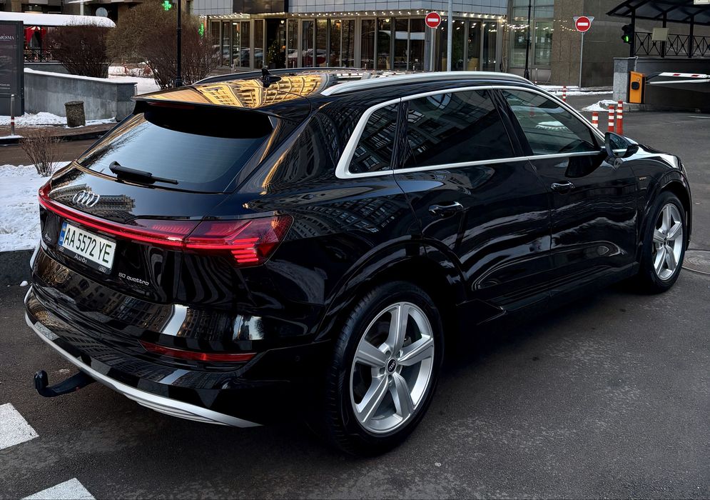 AUDI E-tron 50 - 71kwt 2020