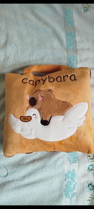 Продам плед-подушечка у вигляді сумочки