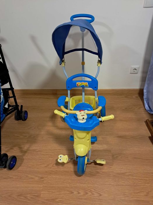 Triciclo para bébé