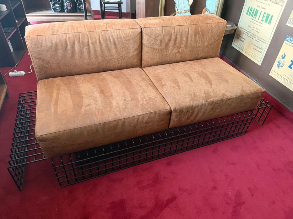 kanapa w stylu loft